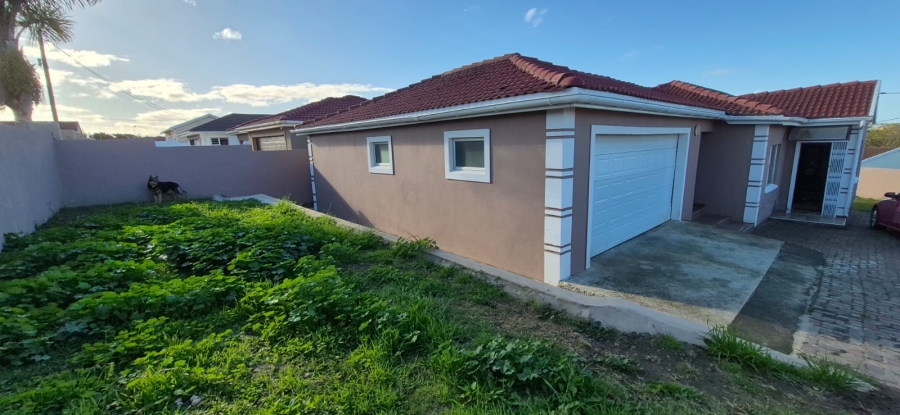 3 Bedroom Property for Sale in Haven Hills Eastern Cape
